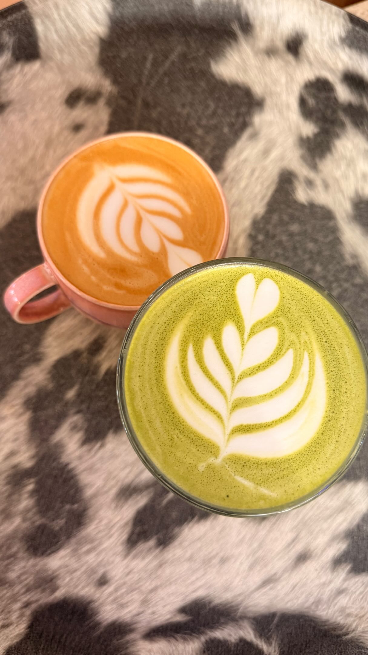 Café au lait servi chez Romy’s Café